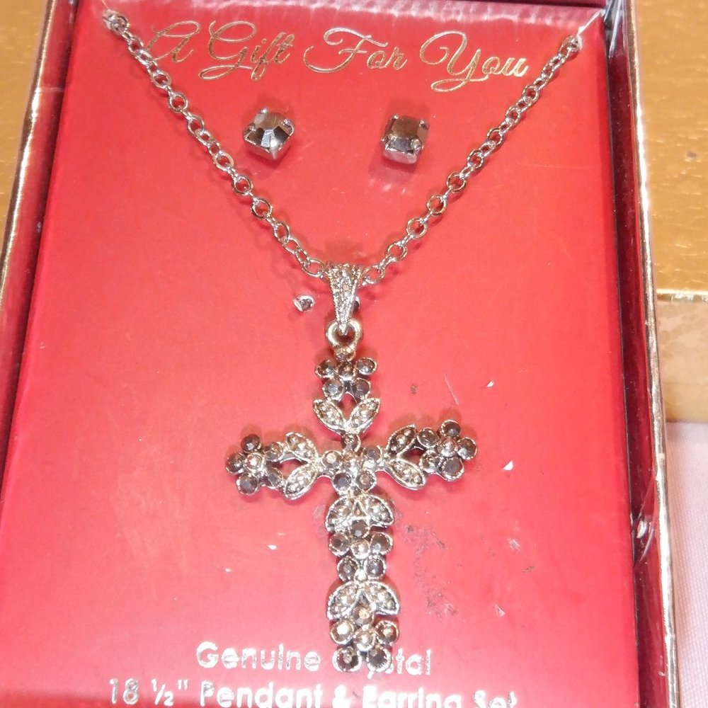 Boxed Set Silver Tone with Gray Crystals Cross Pendant and Stud Earrings